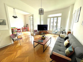 Appartement familial typiquement parisien
